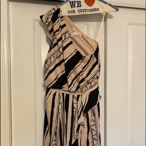 BCbG size 4 dress